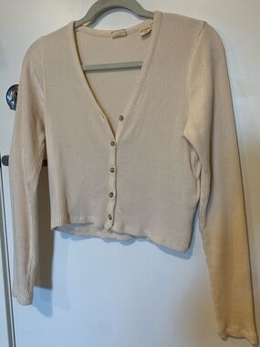 American Eagle Off-white Cropped Button-up Cardigan